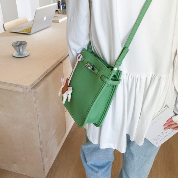 Minimalist Crossbody Mobile Phone Bag for Women - 2025 Summer Small Square Handheld Textured Fashion Accessory