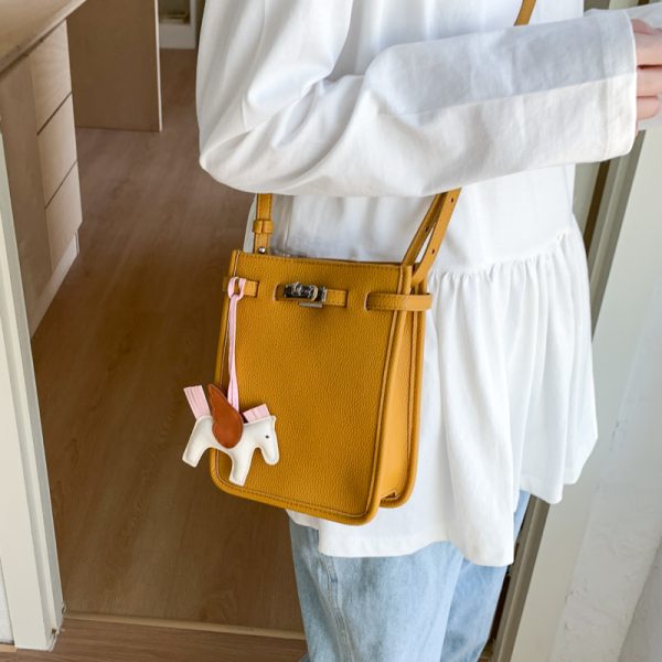 Minimalist Crossbody Mobile Phone Bag for Women - 2025 Summer Small Square Handheld Textured Fashion Accessory