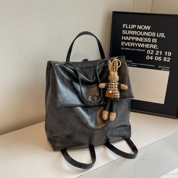 Minimalist Lightweight Backpack for Women - Large Capacity Commuting Tote Bucket Bag for College - Autumn 2025 Fashion