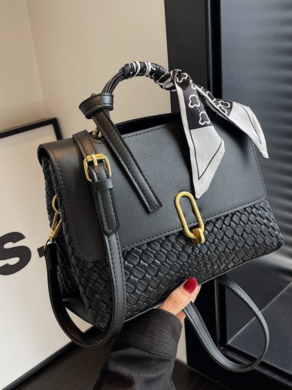 Minimalist Textured Small Square Bag for Women - Trendy Versatile Shoulder Handbag for Autumn and Winter 2025