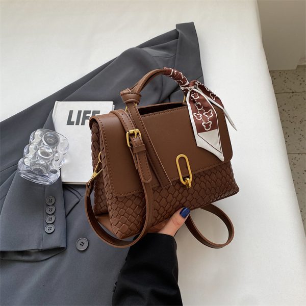 Minimalist Textured Small Square Bag for Women - Trendy Versatile Shoulder Handbag for Autumn and Winter 2025