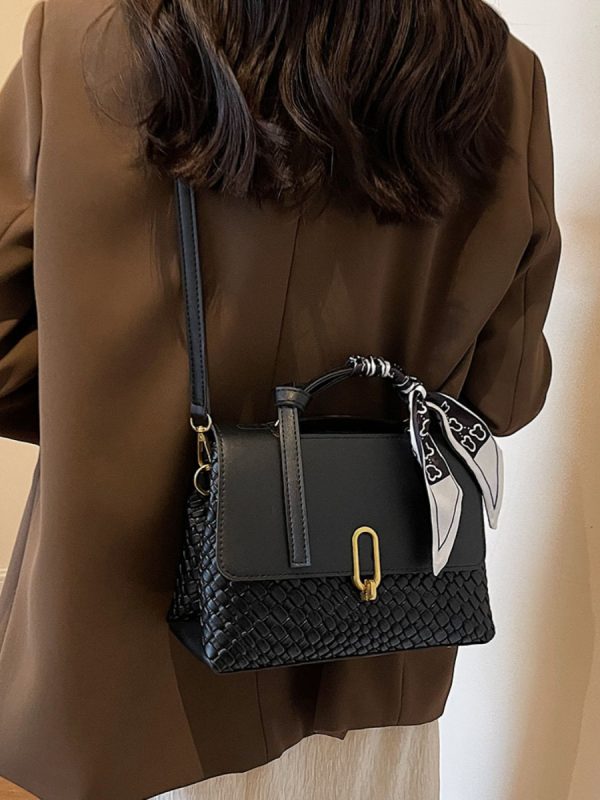 Minimalist Textured Small Square Bag for Women - Trendy Versatile Shoulder Handbag for Autumn and Winter 2025