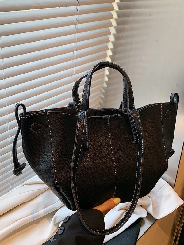 Minimalist Women's Shoulder Bag - Versatile Retro Underarm Handbag for Commuting, High-End Fashion, Autumn 2025