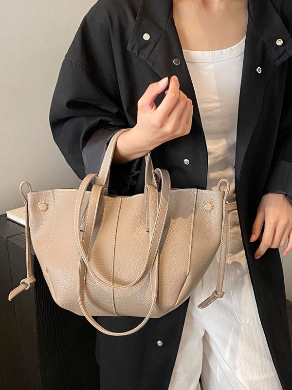 Minimalist Women's Shoulder Bag - Versatile Retro Underarm Handbag for Commuting, High-End Fashion, Autumn 2025