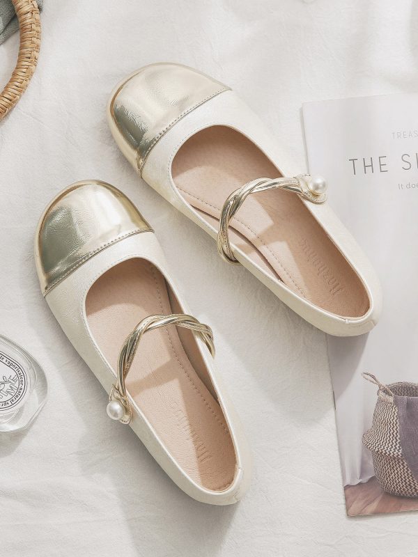 National Style Sheepskin Mary Jane Shoes for Women â€“ Shallow Mouth Fairy Flat Shoes, Perfect for Summer Skirt Outfits