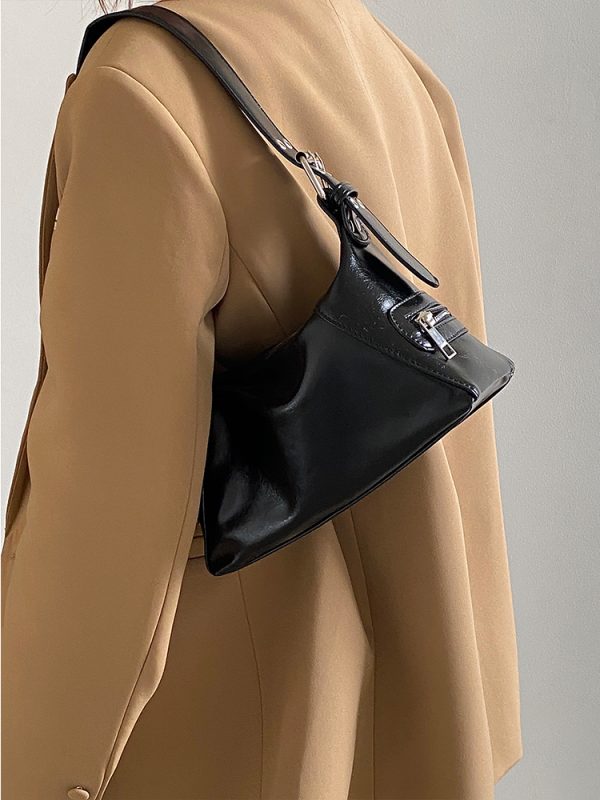 New Women's Motorcycle Underarm Bag, Niche Design Oil Wax Leather Shoulder Tote, Trendy Small Bag for Hot Girl Style