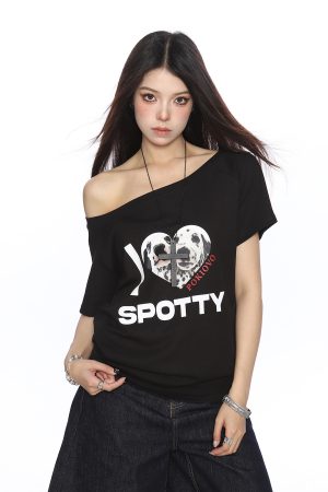 Off-Shoulder American Dalmatian T-Shirt for Women - Summer Slim Fit Short Sleeve Waist-Defining Top - Trendy Casual Style