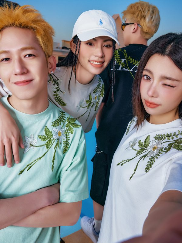 Oversized Short-Sleeve T-Shirt with Chinese-Style Floral Embroidery and Text Layout, Breathable Y2K Fashion Top