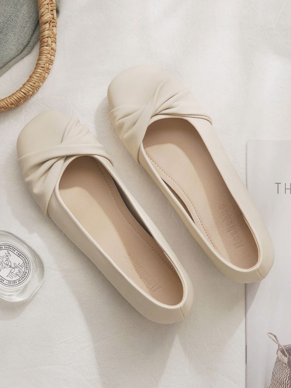 Petite Sheepskin Evening Flats for Women - Height-Increasing, Gentle Style, French Design, Perfect for Summer Skirts