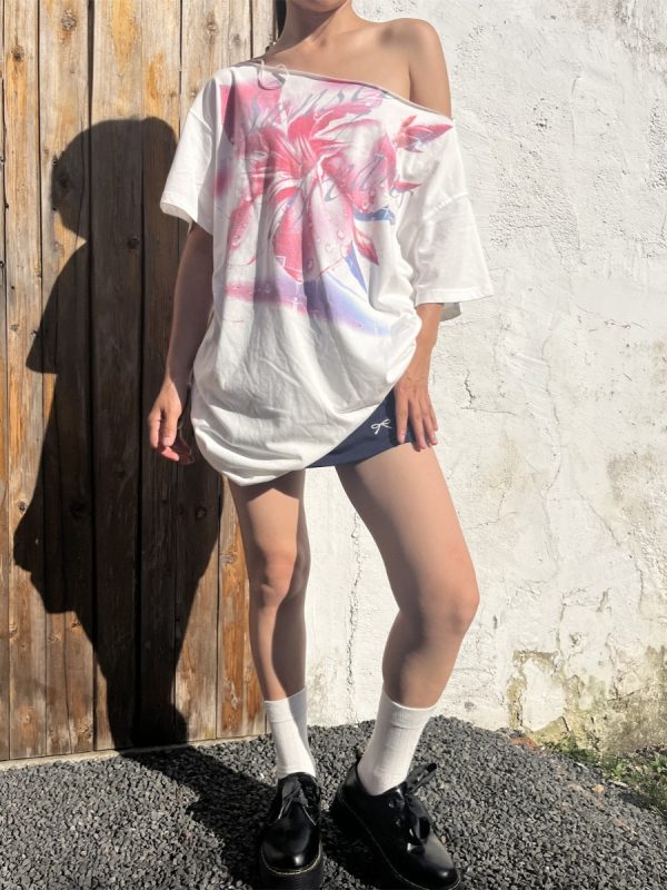 Pink Floral Print Off-Shoulder Short Sleeve Casual Asymmetrical T-Shirt for Women - Vintage Style, Versatile 90s Inspired Fashion