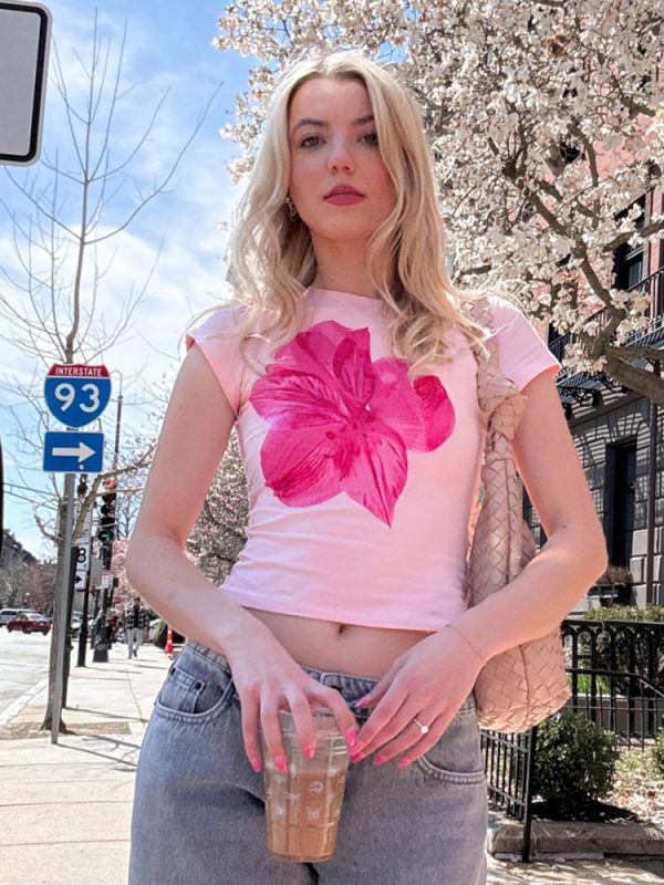 Pink Floral Print Short-Sleeve T-Shirt for Women, Versatile Slim-Fit Waist-Cinching Top, Vacation Style, Y2K Fashion