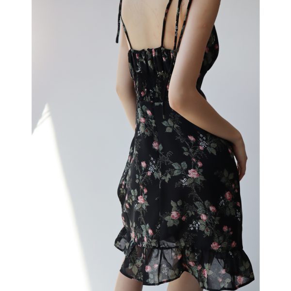 Playful Floral V-Neck Slip Dress - French Style High-Waisted Elastic Tie Long Leg Drape for Effortless Y2K Chic