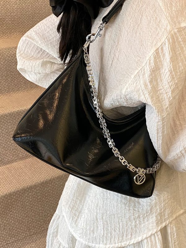 Pleated Crackle Texture Underarm Bag - Simple Versatile Large Capacity Shoulder Bag for Spring 2025 Fashion