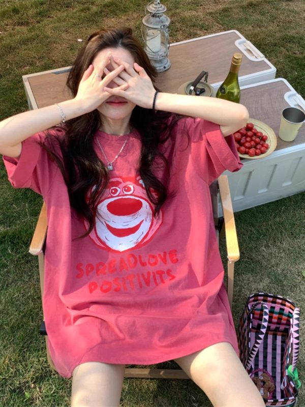 Plus Size American Retro Strawberry Bear Printed Cotton Short Sleeve T-Shirt for Women - Loose Fit Mid-Length Couple Top