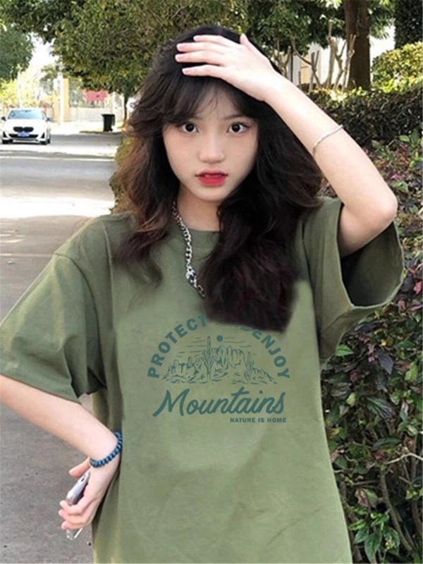 Plus Size Avocado Green Cotton Short Sleeve T-Shirt, Unisex Korean Style Loose Fit Top for Students and Plus-Size Fashion.