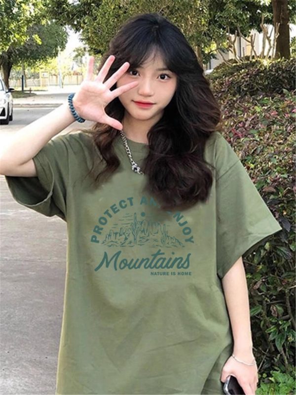 Plus Size Avocado Green Cotton Short Sleeve T-Shirt, Unisex Korean Style Loose Fit Top for Students and Plus-Size Fashion.