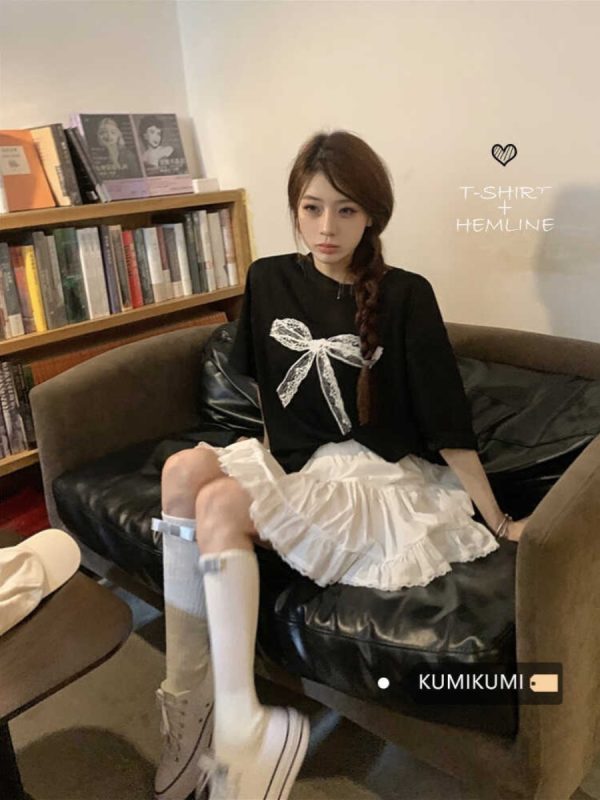 Plus-Size Black Lace Bow Short Sleeve T-Shirt - Loose Mid-Length Korean Style Top for Women