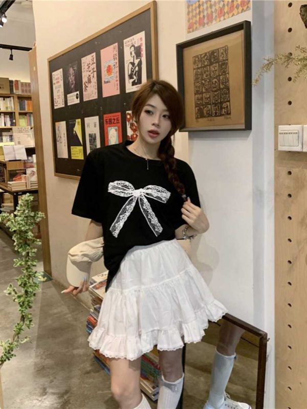 Plus-Size Black Lace Bow Short Sleeve T-Shirt - Loose Mid-Length Korean Style Top for Women