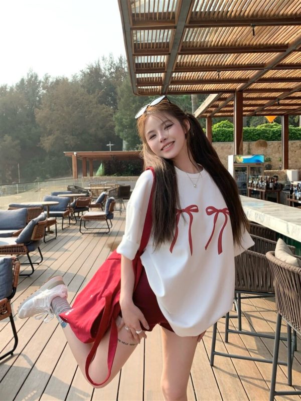 Plus Size Loose White Short-Sleeve T-Shirt for Women with Butterfly Knot Print, Harajuku Style, Casual Cotton Top for Students