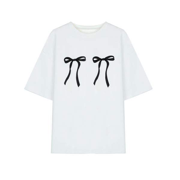 Plus Size Loose White Short-Sleeve T-Shirt for Women with Butterfly Knot Print, Harajuku Style, Casual Cotton Top for Students