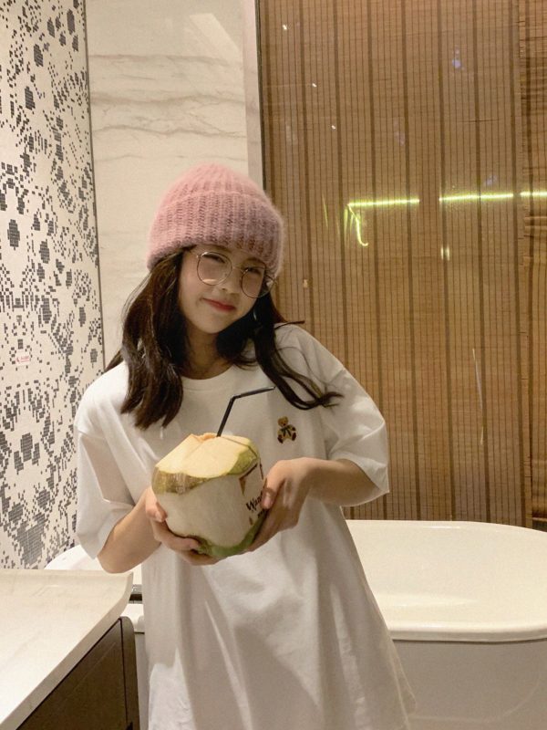 Plus Size Oversized Cotton Short Sleeve T-Shirt for Women, Loose Hong Kong Style Unisex Tee with Five-Point Sleeves, Casual Fashion