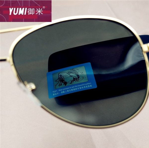Polarized Sunglasses for Men and Women, Large Frame Driving Glasses, Stylish Frog Design for Ultimate UV Protection