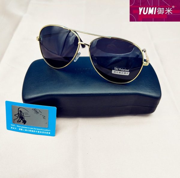 Polarized Sunglasses for Men and Women, Large Frame Driving Glasses, Stylish Frog Design for Ultimate UV Protection