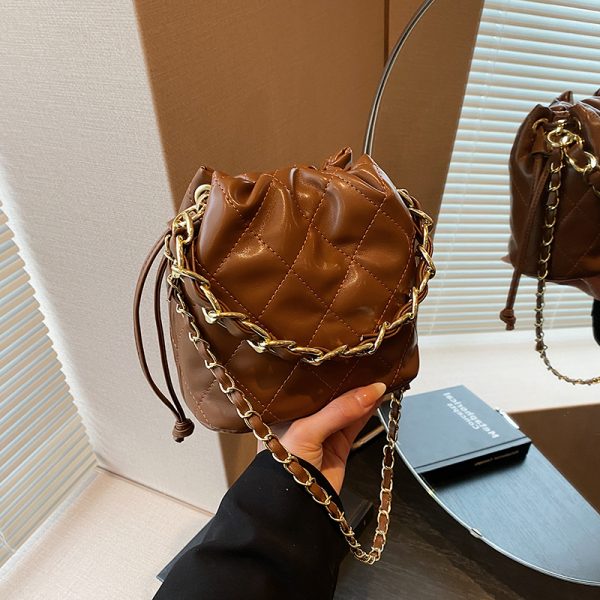 Quilted Bucket Bag for Women - Niche Fashion Chanel-Style Crossbody for Autumn/Winter 2025, Versatile High-End Design