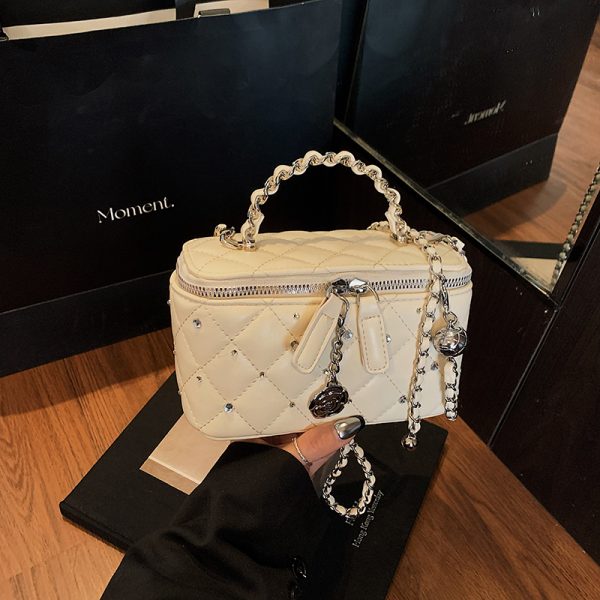 Quilted Chain Bucket Bag - Minimalist Elegant Shoulder Bag for Summer 2025, Exquisite and Trendy Design