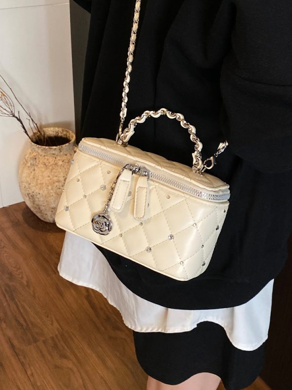 Quilted Chain Bucket Bag - Minimalist Elegant Shoulder Bag for Summer 2025, Exquisite and Trendy Design