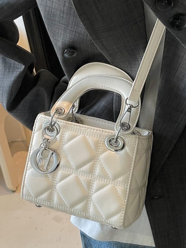 Quilted Chanel-Style Handbag for Women, 2025 Spring Versatile Shoulder Bag, High-End Crossbody Design, Fashionable Chic Accessory