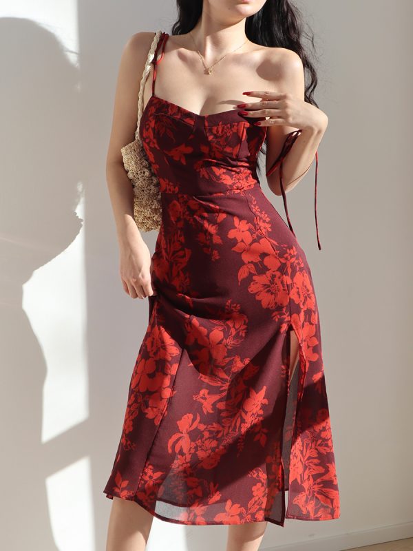 Red Printed High Slit Tie Strap Dress for Women - Sexy Waist-Defined Vacation Style, Perfect for Summer 2023