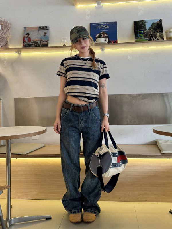 Retro American Striped Loose Short Sleeve T-Shirt for Women - Summer 2024 INS Style Top, Casual Y2K Fashion