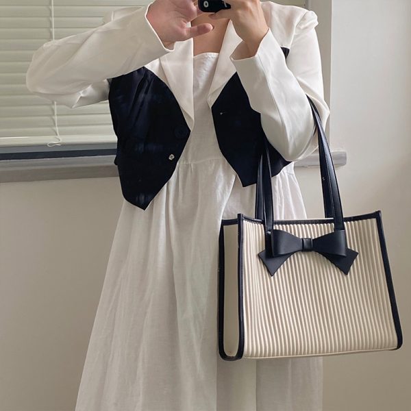Retro Bow Tote Handbag for Women - Large Shoulder Bag for Spring Summer 2025 - Trendy Vintage Style