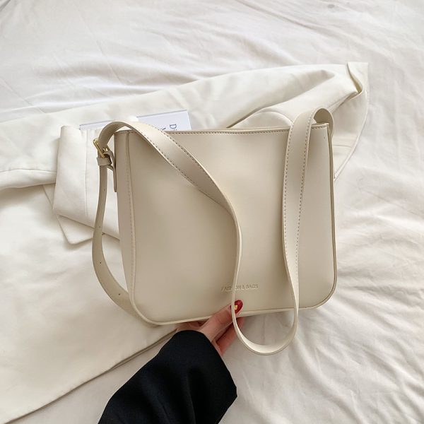 Retro Casual Shoulder Bag for Women - Trendy Spring Summer 2025 Bucket Crossbody Bag for Commuting and Everyday Use
