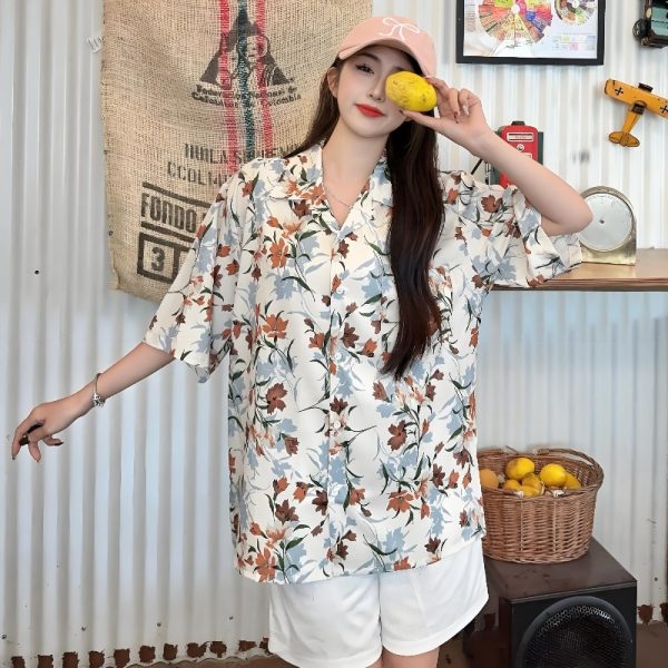 Retro Floral Short Sleeve Shirt for Women - Loose Casual Hawaiian Style Ice Silk Top for Beach Wear