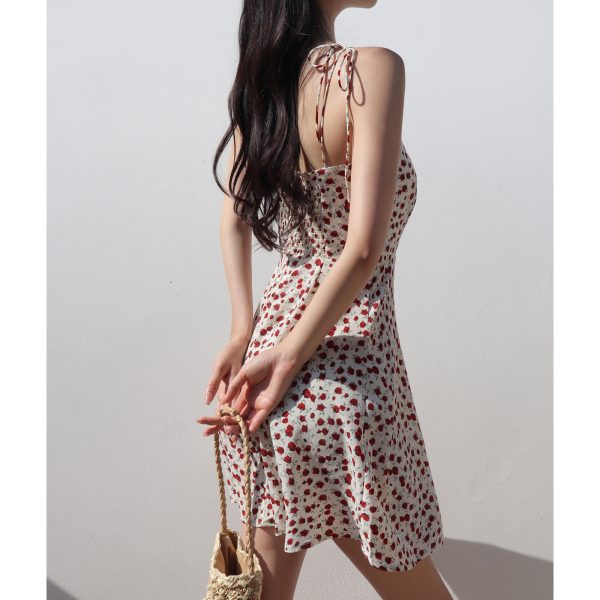 Retro Floral Spaghetti Strap Short Dress in White and Red - Fitted Sexy Vacation Style for Girls