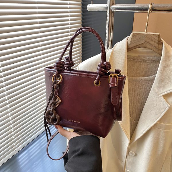Retro Handheld Bucket Bag for Women - Minimalist Casual Shoulder Bag, 2025 Autumn Winter Style, Korean Fashion Trend