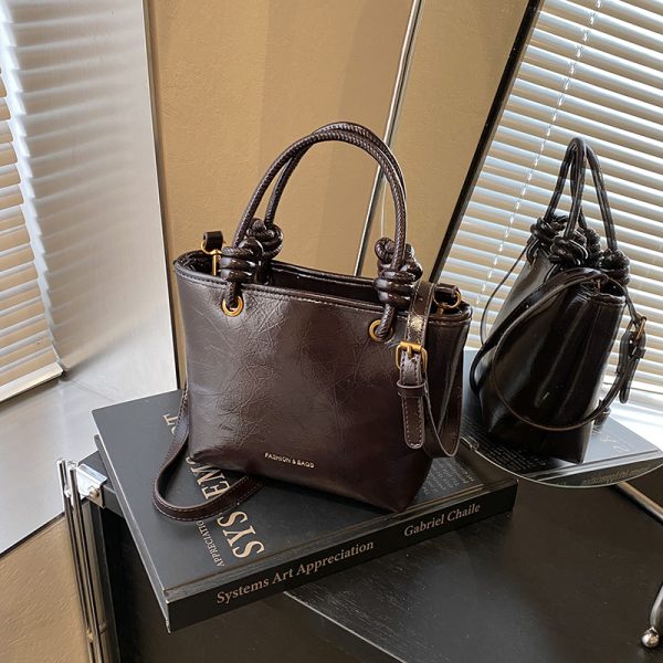 Retro Handheld Bucket Bag for Women - Minimalist Casual Shoulder Bag, 2025 Autumn Winter Style, Korean Fashion Trend