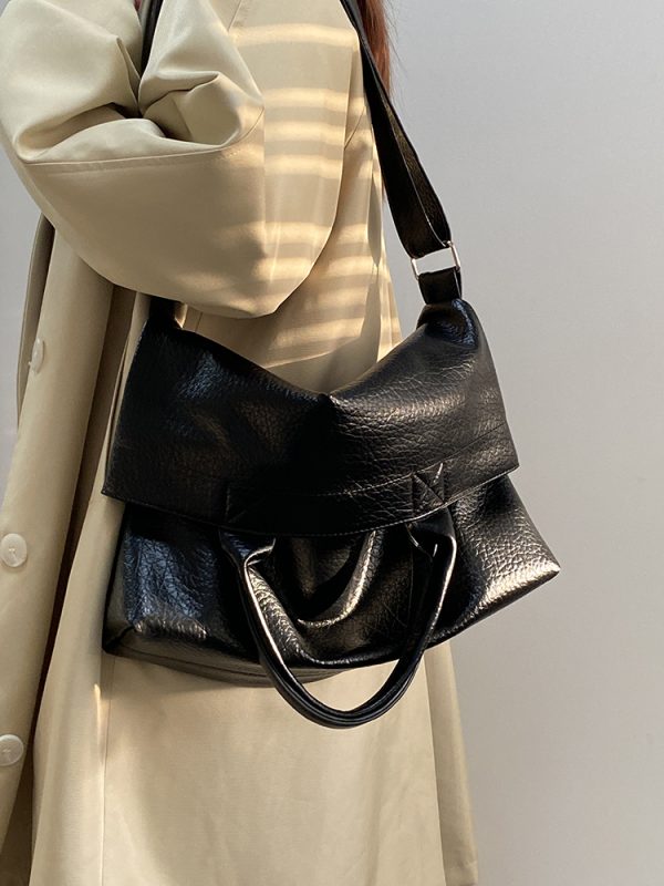 Retro Handheld Large Capacity Tote Bag for Women - Stylish Commuting Shoulder Crossbody Bag - 2025 Niche Design