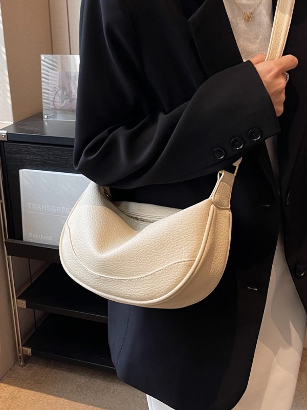 Retro High-End Fashion Small Saddle Bag for Women - Minimalist Casual Shoulder Bag for Autumn & Winter 2025, Trendy Versatile Design