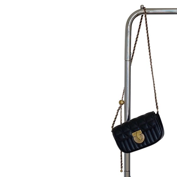 Retro Lock Buckle Chain Shoulder Crossbody Bag for Women - Spring Summer 2025 Niche Design Small Bag