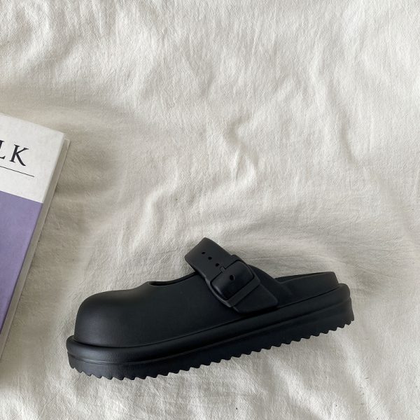 Retro Mary Jane Hole Shoes for Women - 2025 New Summer Outdoor Thick-Soled Closed-Toe Non-Slip Slippers in Y2K Style