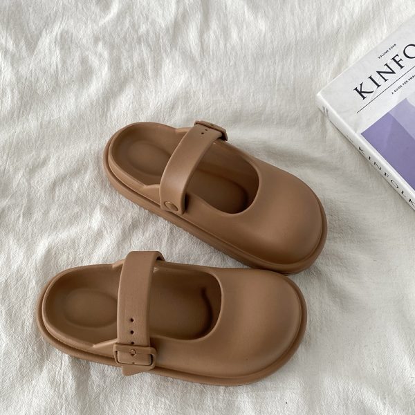 Retro Mary Jane Hole Shoes for Women - 2025 New Summer Outdoor Thick-Soled Closed-Toe Non-Slip Slippers in Y2K Style