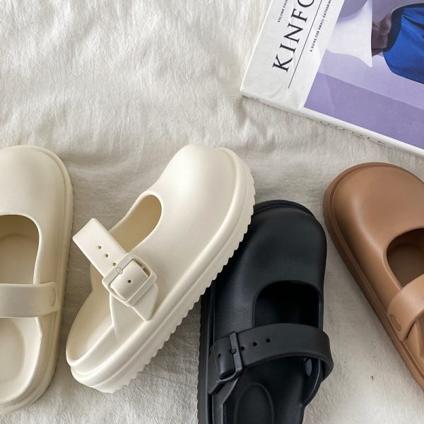 Retro Mary Jane Hole Shoes for Women - 2025 New Summer Outdoor Thick-Soled Closed-Toe Non-Slip Slippers in Y2K Style