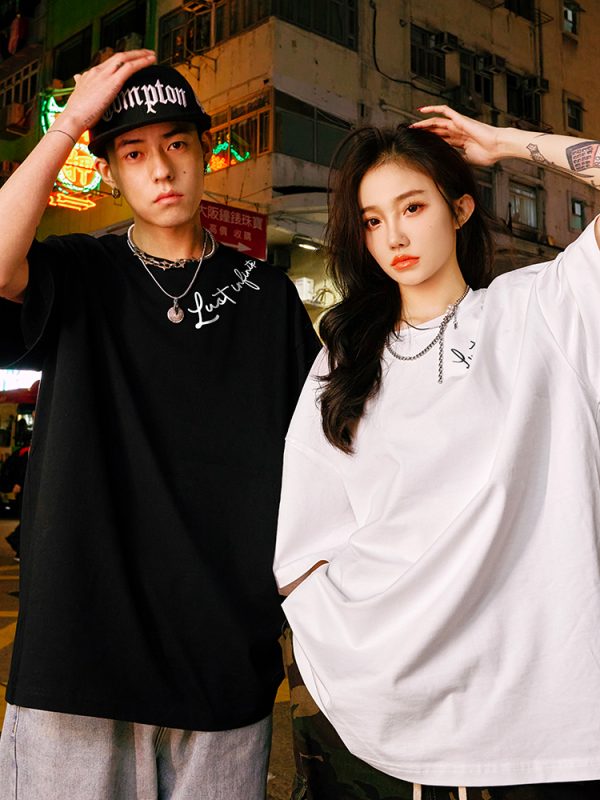 Retro Minimalist Letter Short Sleeve T-Shirt for Men and Women - Trendy Loose Fit Summer Tee, 90s Style, Unisex Fashion 2025