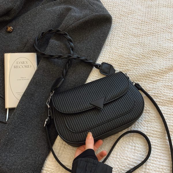 Retro Minimalist Saddle Bag for Women - 2025 Spring Casual Shoulder Bag, Trendy Versatile Design