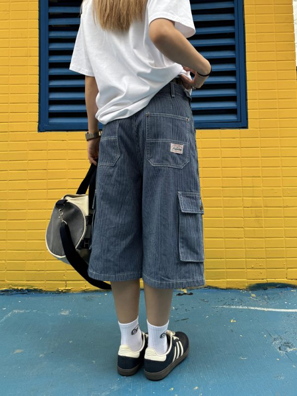 Retro Multi-Pocket Striped Denim Shorts for Men and Women - Loose Fit Street Style Summer Three-Quarter Pants