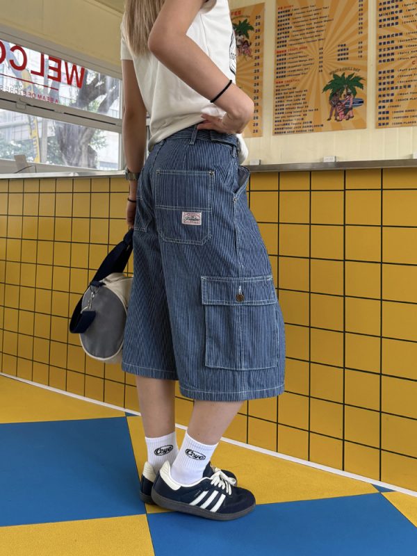 Retro Multi-Pocket Striped Denim Shorts for Men and Women - Loose Fit Street Style Summer Three-Quarter Pants