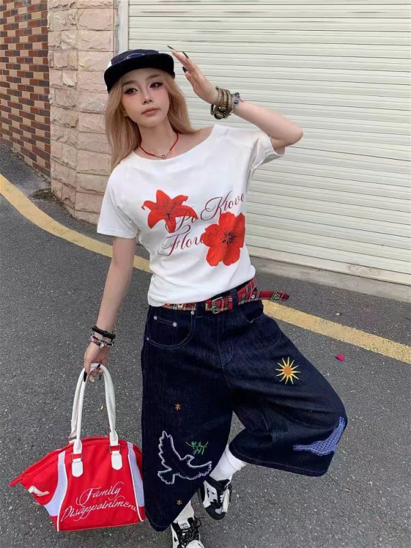 Retro Off-Shoulder Floral Print Short Sleeve T-Shirt for Women - Summer Sweet & Spicy Slim-Fit Top, American Street Style